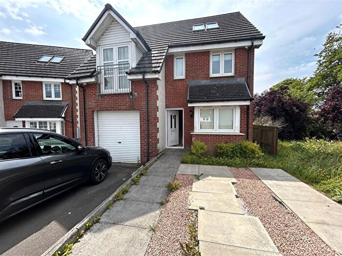 5 Bedroom Detached House To Rent In Millgate Crescent, Caldercruix, Airdrie, ML6