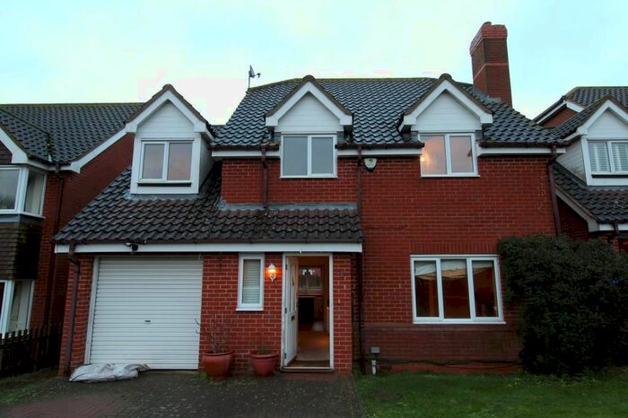 4 Bedroom Detached House To Rent In Rosemary Greene Close, Caxton, Cambridge, CB23