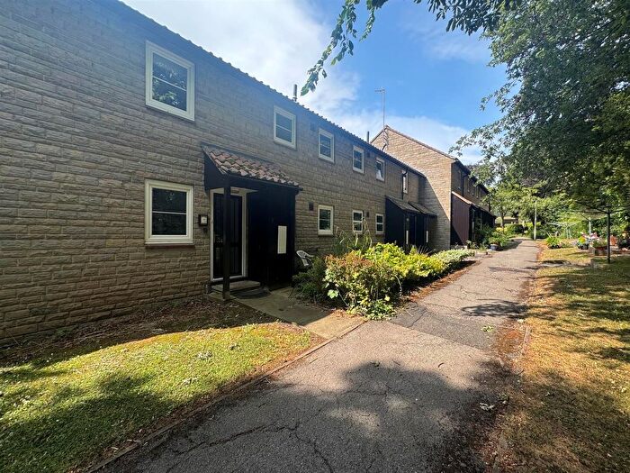 2 Bedroom Flat For Sale In Cloughton, Scarborough, YO13