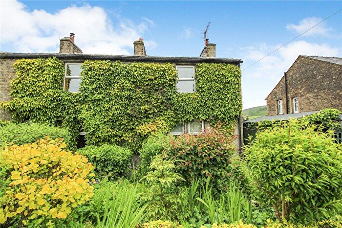 2 Bedroom End Of Terrace House For Sale In Chapel Lane, Hebden, Skipton, North Yorkshire, BD23