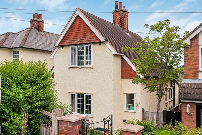 2 Bedroom Detached House For Sale In Ware Road, Hertford, Hertfordshire, SG13