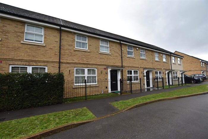 3 Bedroom Property To Rent In Summer Drive, West Drayton, UB7