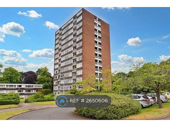 2 Bedroom Flat To Rent In Chadbrook Crest, Birmingham, B15
