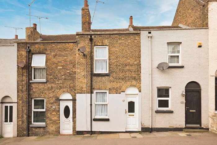 2 Bedroom Terraced House For Sale In Hereson Road, Ramsgate, CT11