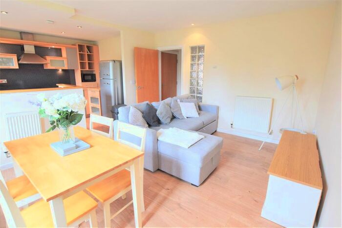 2 Bedroom Flat To Rent In Ellerman Road, Liverpool, L3