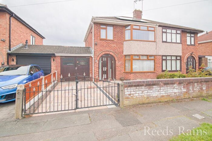 3 Bedroom Semi Detached House For Sale In Shepton Road, Great Sutton, Ellesmere Port, Cheshire, CH66