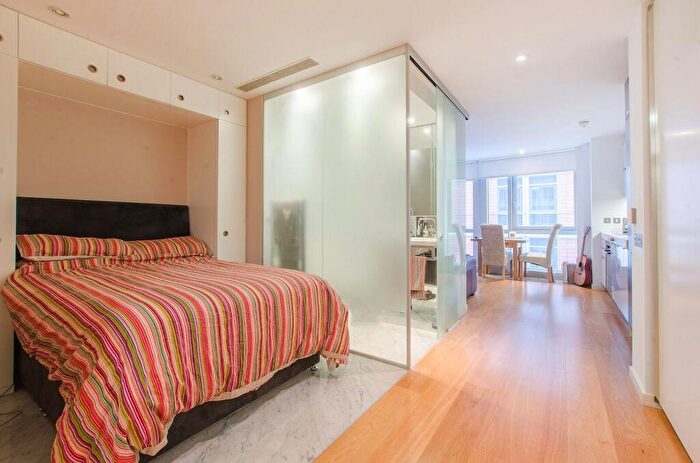 Studio To Rent In Fairmont Avenue, Canary Wharf, London, E14