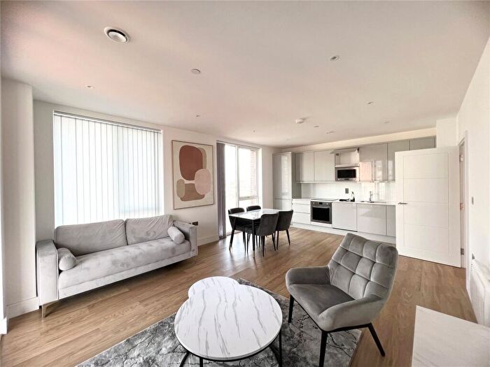 3 Bedroom Apartment To Rent In East Timber Yard, Pershore Street, Birmingham, B5