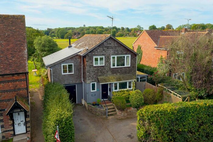 4 Bedroom Detached House For Sale In Wye Road, Boughton Lees, Ashford, TN25