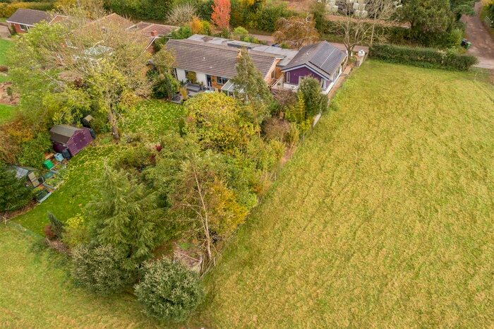 4 Bedroom Detached House For Sale In Kites Nest Lane, Beausale, Warwick, CV35