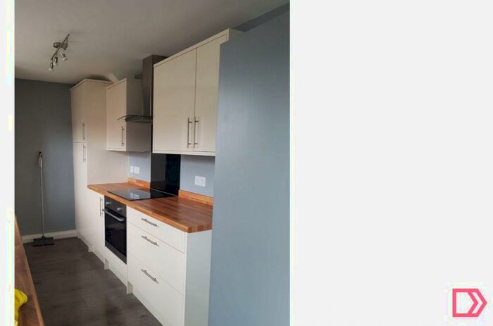 3 Bedroom Terraced House To Rent In Ramsdale Avenue, Havant, Hampshire, PO9