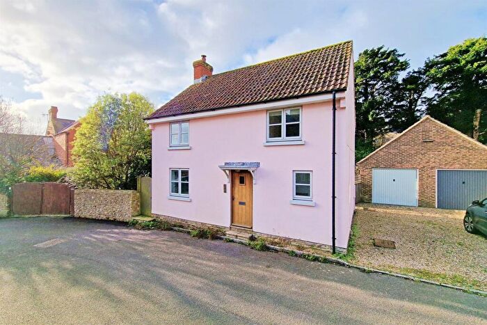 3 Bedroom Detached House To Rent In Chideock, DT6
