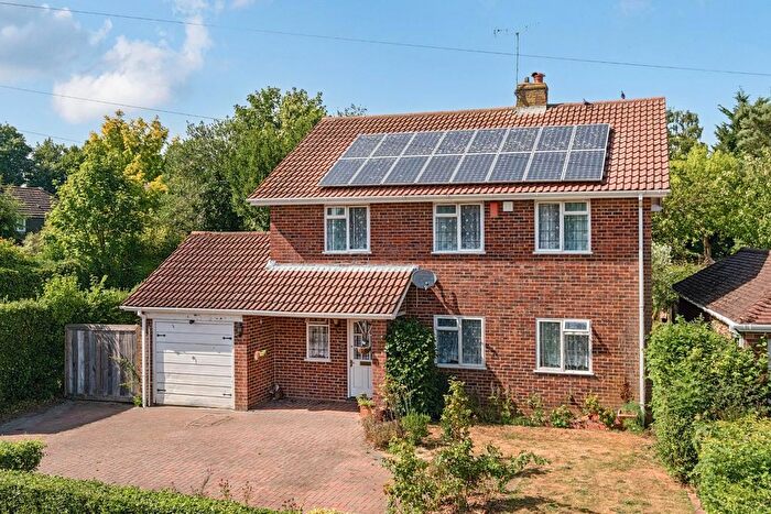 4 Bedroom Detached House For Sale In Lower Vicarage Road, Kennington, Ashford, TN24