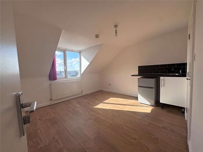 Studio To Rent In Stanstead Road, London, SE6