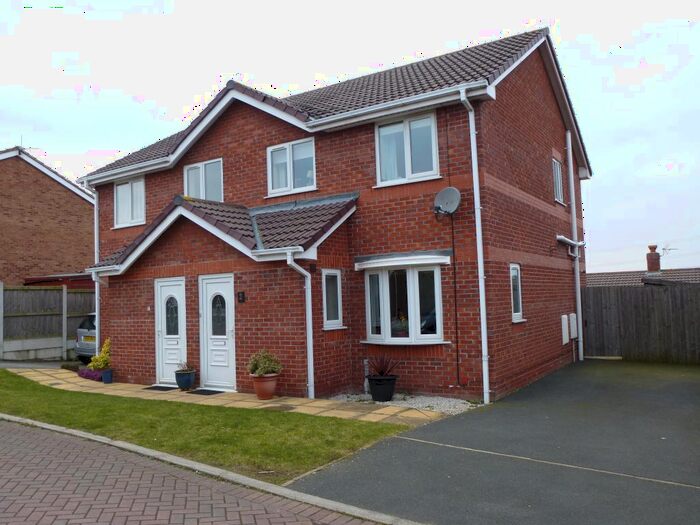 3 Bedroom Semi-Detached House To Rent In Wayford Mews, Frodsham, WA6