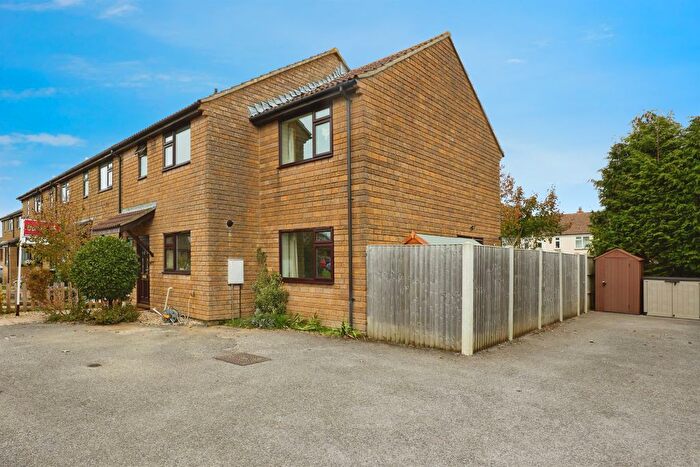 4 Bedroom End Of Terrace House For Sale In Sherlands Gardens, Merriott, TA16