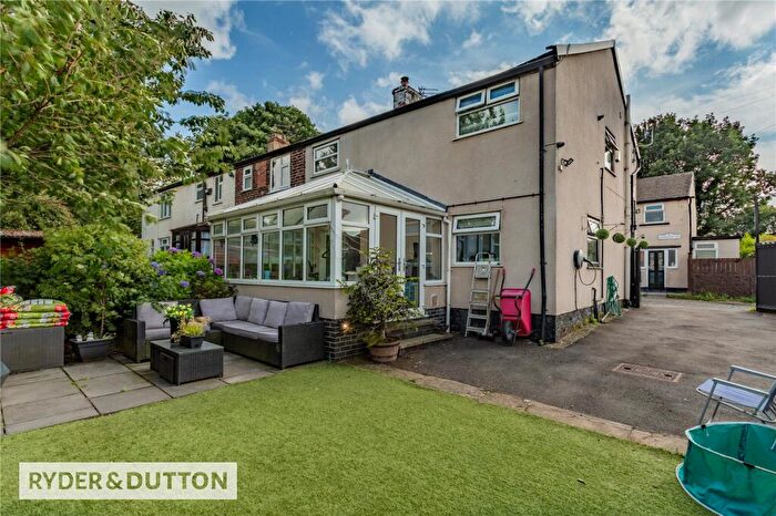 3 Bedroom End Of Terrace House For Sale In Langley Avenue, Middleton, Manchester, M24