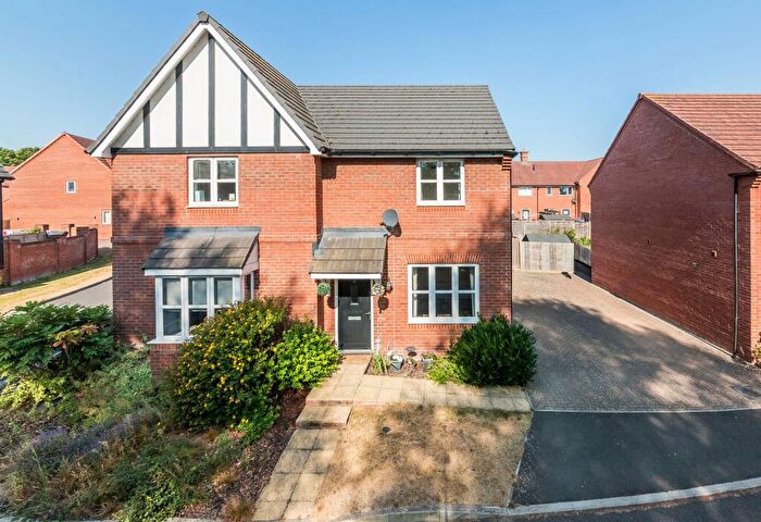 2 Bedroom Semi-Detached House For Sale In Hawthorn Gardens, Harwell, OX11