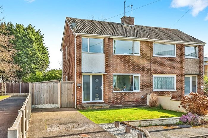 3 Bedroom Semi-Detached House For Sale In Repton Drive, Ilkeston, DE7