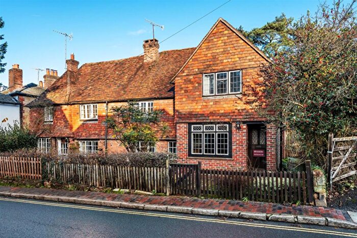 3 Bedroom Cottage For Sale In High Street, Limpsfield, Oxted, RH8