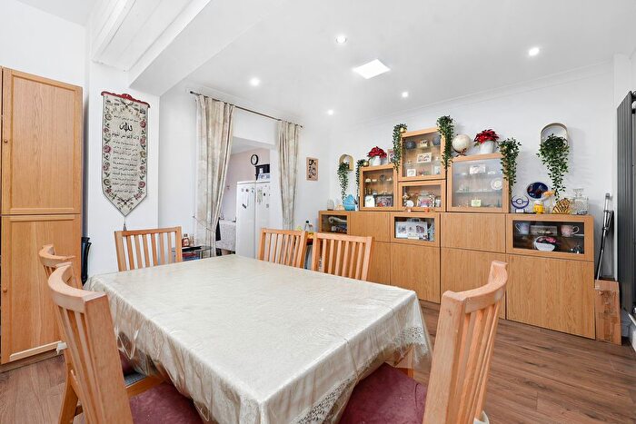 5 Bedroom Terraced House For Sale In Capworth Street, London, E10