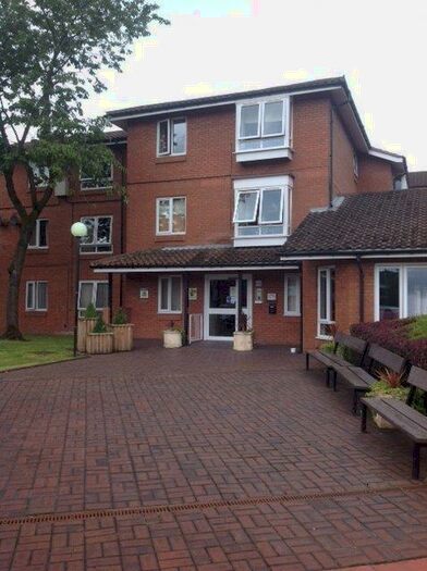 1 Bedroom Flat To Rent In Ferrier Court, Blackburn, Lancashire, BB1