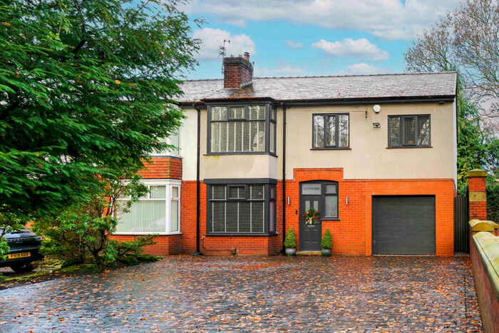 4 Bedroom Semi-Detached House To Rent In Bolton Road, Bradshaw, Bolton, Greater Manchester, BL2