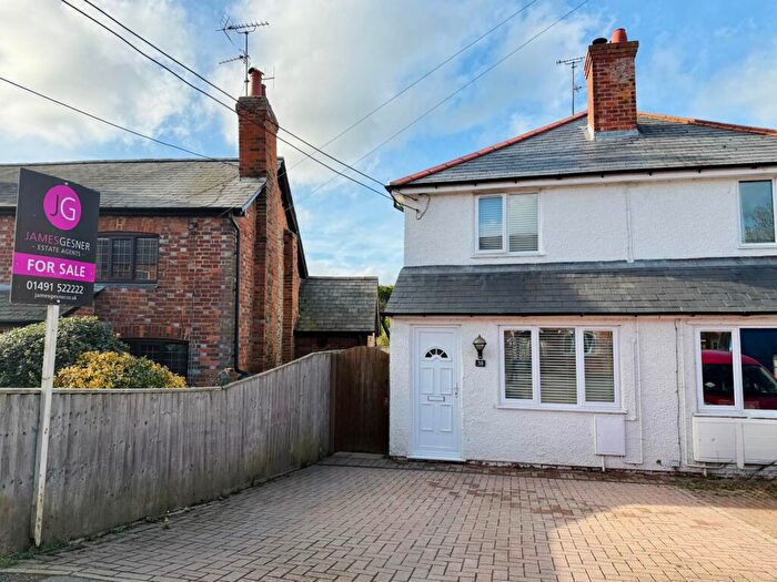 2 Bedroom Semi Detached House For Sale In Honey Lane, Cholsey, OX10