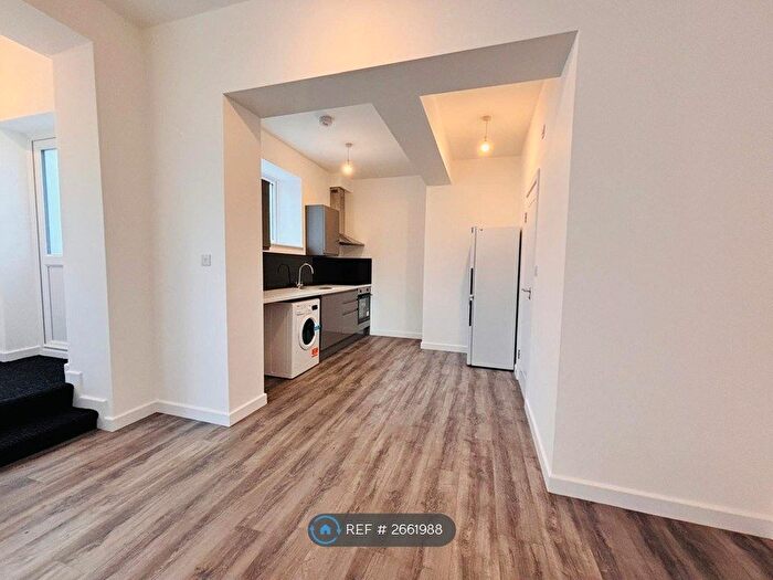 Studio To Rent In The Masons, Gerrards Cross, SL9