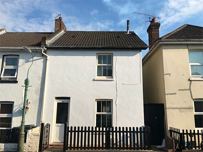 2 Bedroom Semi-Detached House To Rent In Spring Road, Springbourne, BH1