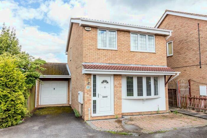 3 Bedroom Detached House To Rent In Medway Drive, Wellingborough, NN8