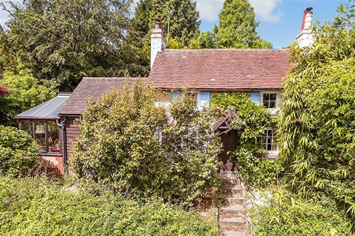 3 Bedroom Detached House For Sale In Nursery Lane, Nutley, East Sussex, TN22