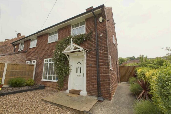 2 Bedroom Semi-Detached House To Rent In Monkswood Rise, Leeds, LS14