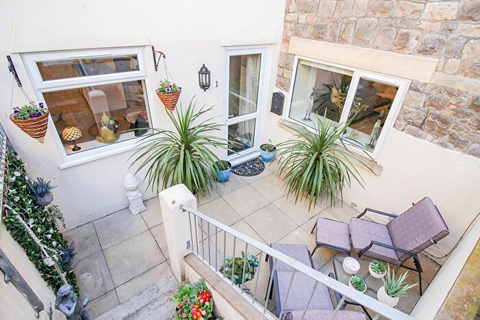 2 Bedroom Flat For Sale In Beaconsfield Road, Weston-Super-Mare, BS23