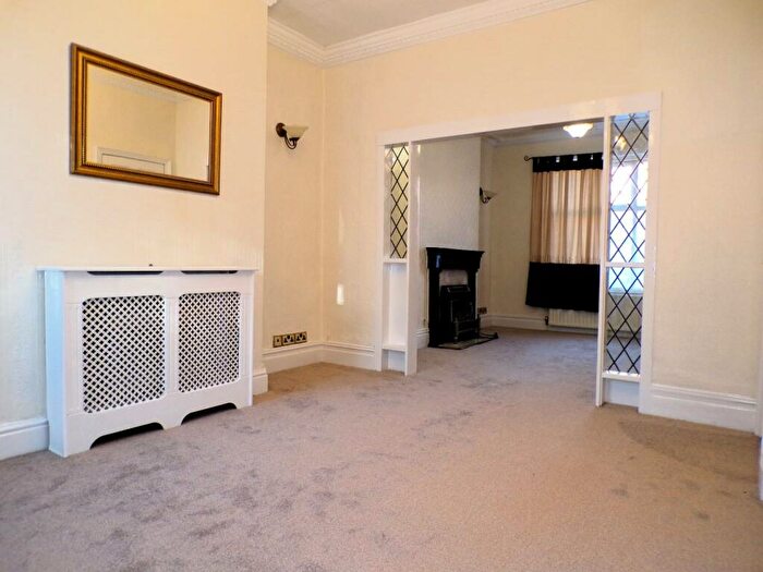 3 Bedroom Terraced House For Sale In Derbyshire Road, Clayton Bridge, Manchester, M40