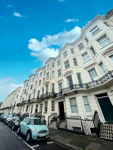 1 Bedroom Flat To Rent In Holland Road, Hove, East Sussex, BN3