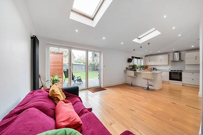 5 Bedroom Semi-Detached House To Rent In Abergeldie Road, Lee, London, SE12