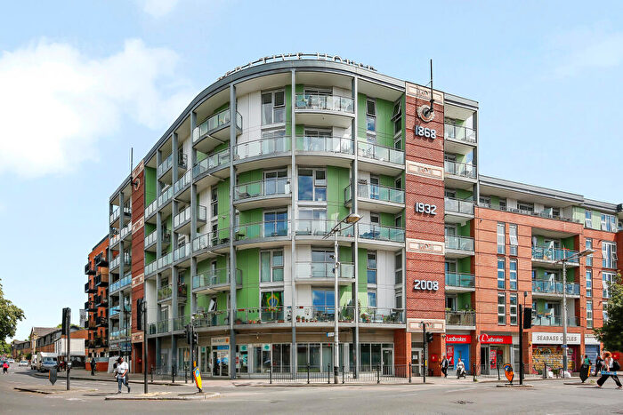 2 Bedroom Flat For Sale In Rye Lane, SE15
