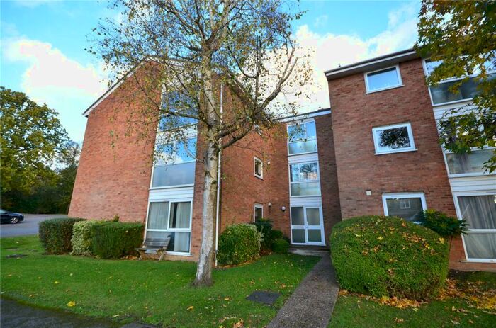2 Bedroom Apartment To Rent In Fairview Gardens, Farnham, Surrey, GU9