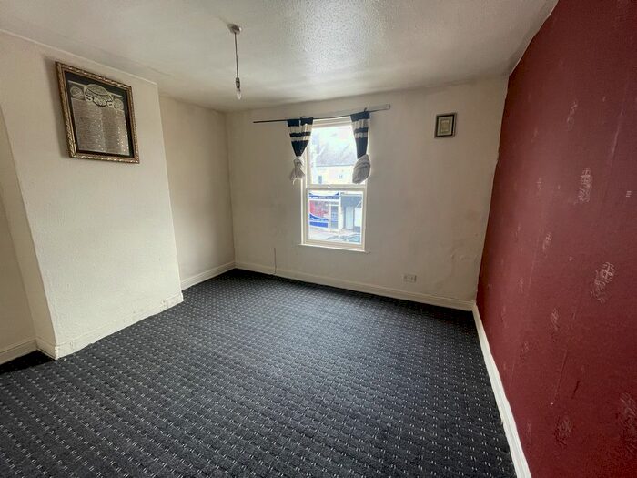 1 Bedroom Flat To Rent In Bellhouse Road, Sheffield, S5