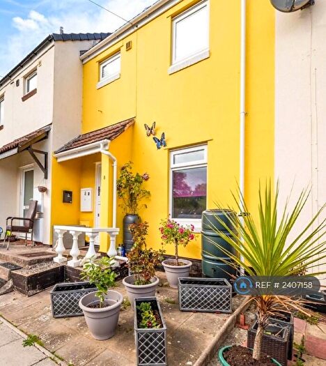 3 Bedroom Terraced House To Rent In Mill Close, Frome, BA11