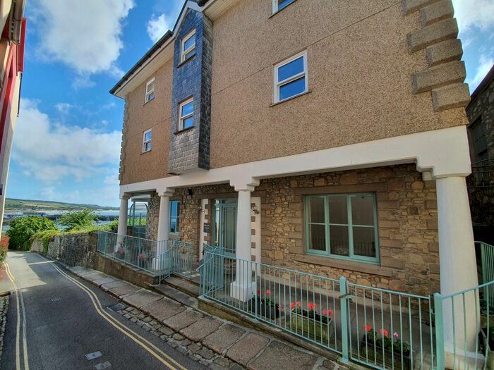 2 Bedroom Flat To Rent In Abbey Street, Penzance, TR18