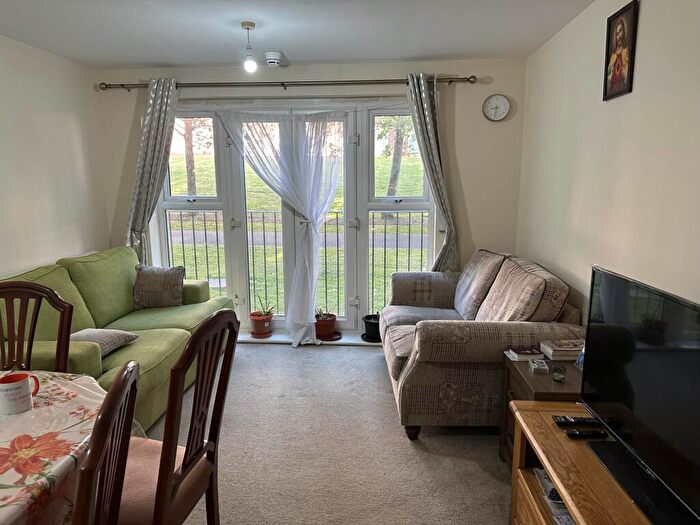 2 Bedroom Flat To Rent In Eastleigh, SO50