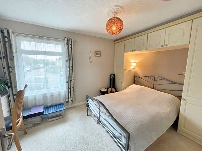 3 Bedroom Terraced House For Sale In Walkham Close, High Wycombe, HP13