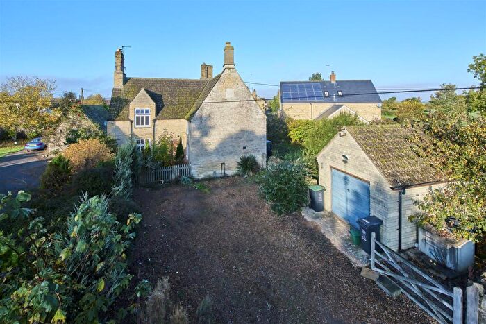 3 Bedroom Detached House For Sale In Thorpe Waterville, NN14