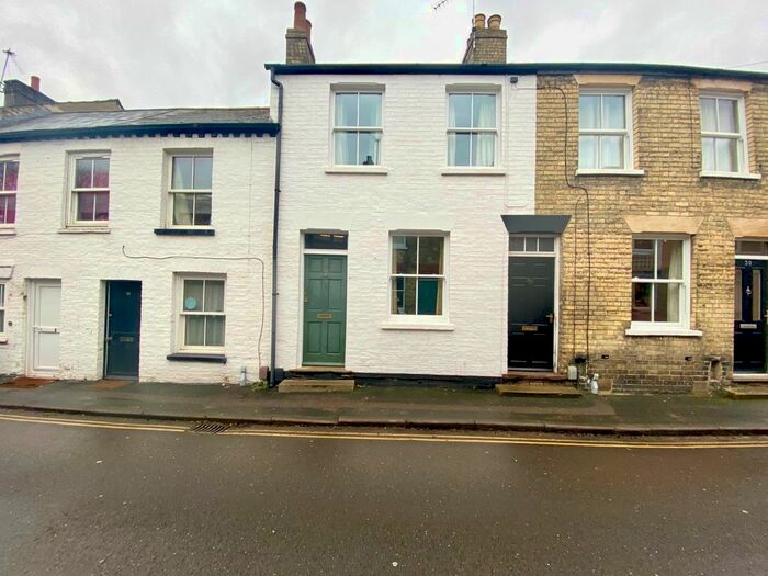 2 Bedroom Flat To Rent In Covent Garden, Cambridge, CB1