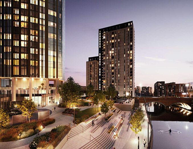 2 Bedroom Apartment To Rent In Vista River Tower, Trinity Way, Manchester, M3