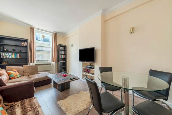 2 Bedroom Flat For Sale In Gloucester Terrace, Lancaster Gate, London, W2