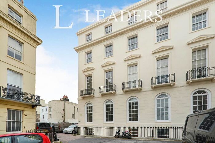 2 Bedroom Apartment To Rent In Cavendish Place, Brighton, BN1