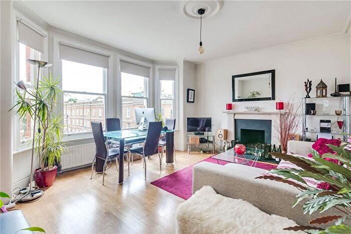 1 Bedroom Flat To Rent In Munster Road, London, SW6